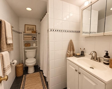 521 W 122nd Street - Photo Thumbnail 5