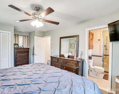 361 Rudolph Avenue - Photo Thumbnail 17