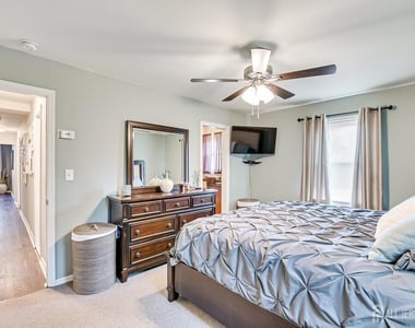 361 Rudolph Avenue - Photo Thumbnail 16