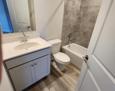 257 Newton Pippin Drive - Photo Thumbnail 14