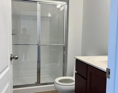 3120 Eton Place - Photo Thumbnail 6