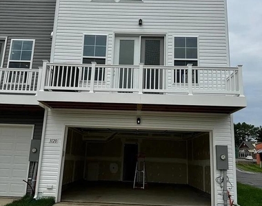 3120 Eton Place - Photo Thumbnail 3
