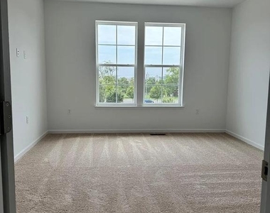 3120 Eton Place - Photo Thumbnail 7