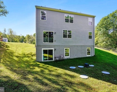 146 Pinewood Road - Photo Thumbnail 52