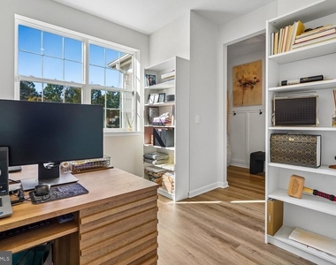 146 Pinewood Road - Photo Thumbnail 14