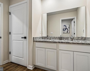 146 Pinewood Road - Photo Thumbnail 32