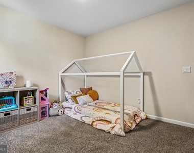 146 Pinewood Road - Photo Thumbnail 27