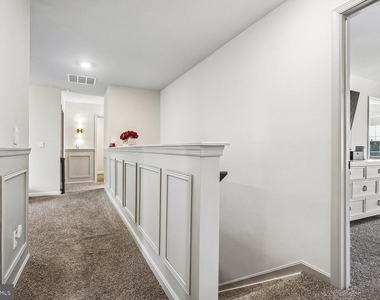 146 Pinewood Road - Photo Thumbnail 38