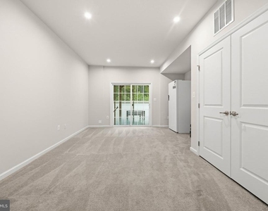 622 Streamview Drive - Photo Thumbnail 22