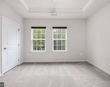 622 Streamview Drive - Photo Thumbnail 15