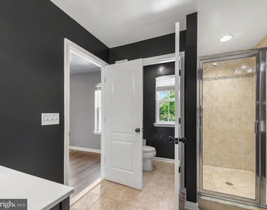 1512 Hudgins Farm Circle - Photo Thumbnail 9