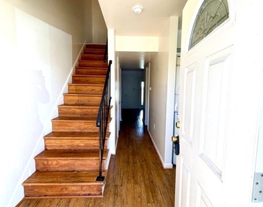 7921 Meadow Court - Photo Thumbnail 2