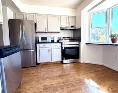 7921 Meadow Court - Photo Thumbnail 9