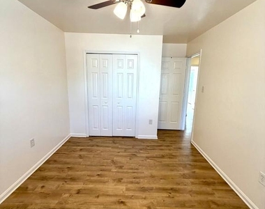 7921 Meadow Court - Photo Thumbnail 21