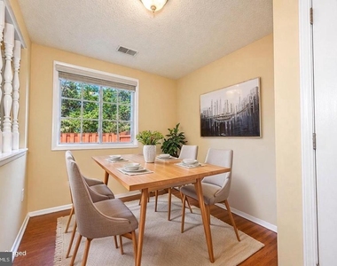 13508 Getty Lane - Photo Thumbnail 4