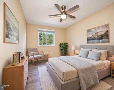 13508 Getty Lane - Photo Thumbnail 7