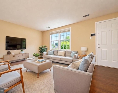 13508 Getty Lane - Photo Thumbnail 1