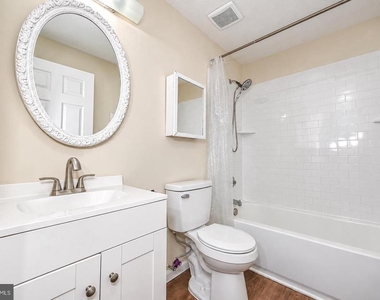 13508 Getty Lane - Photo Thumbnail 6