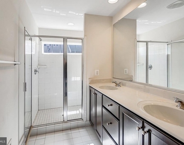 8940 Dahlgren Ridge Road - Photo Thumbnail 16