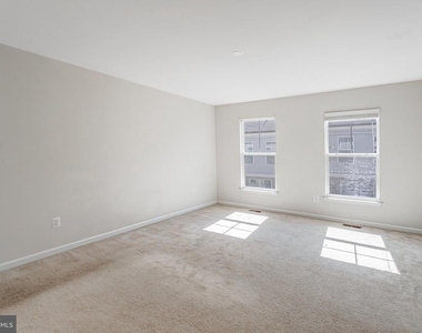 8940 Dahlgren Ridge Road - Photo Thumbnail 14