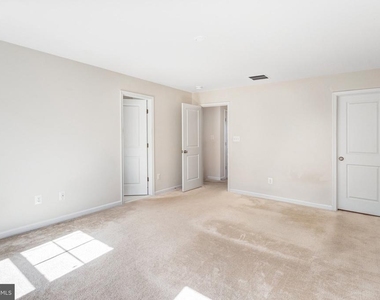 8940 Dahlgren Ridge Road - Photo Thumbnail 15