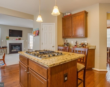 3437 Eagle Ridge Drive - Photo Thumbnail 4