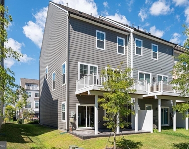 1781 Cherry Birch Street - Photo Thumbnail 31