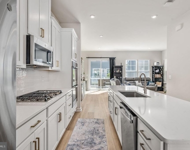 1781 Cherry Birch Street - Photo Thumbnail 9