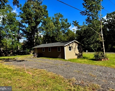 7306 Jacksonville Avenue - Photo Thumbnail 3