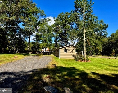 7306 Jacksonville Avenue - Photo Thumbnail 4