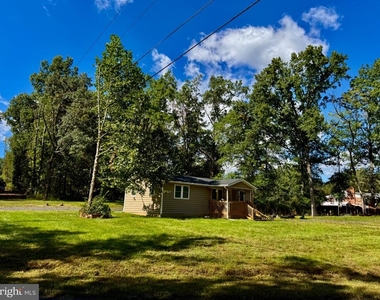 7306 Jacksonville Avenue - Photo Thumbnail 2