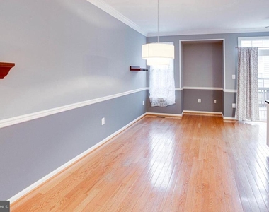 938 Herons Run Lane - Photo Thumbnail 9
