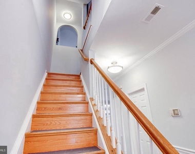 938 Herons Run Lane - Photo Thumbnail 15