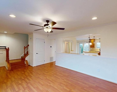 8576 Adamson Street - Photo Thumbnail 4