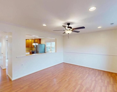 8576 Adamson Street - Photo Thumbnail 3
