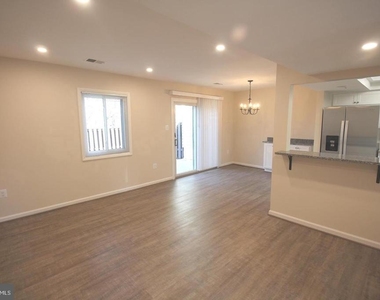 48 Monarch Drive - Photo Thumbnail 5