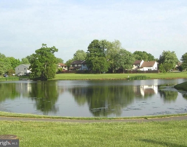 48 Monarch Drive - Photo Thumbnail 26