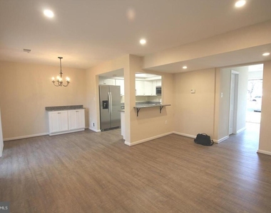 48 Monarch Drive - Photo Thumbnail 6
