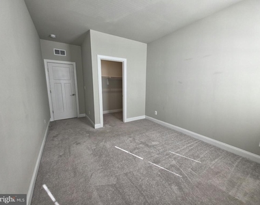 344 Bayberry Lane - Photo Thumbnail 11