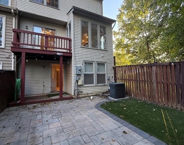 14548 Battery Ridge Lane - Photo Thumbnail 21