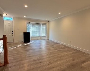 14548 Battery Ridge Lane - Photo Thumbnail 6