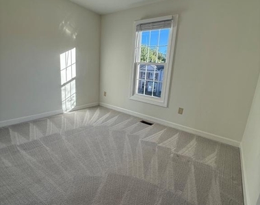 14548 Battery Ridge Lane - Photo Thumbnail 11