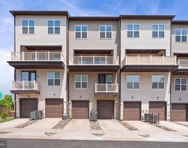 14350 Yesler Avenue - Photo Thumbnail 2