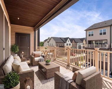 14350 Yesler Avenue - Photo Thumbnail 1