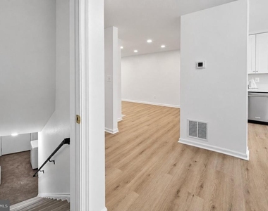 4123 Weeping Willow Ct Court - Photo Thumbnail 12