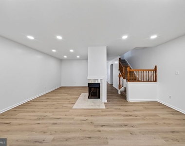 4123 Weeping Willow Ct Court - Photo Thumbnail 13