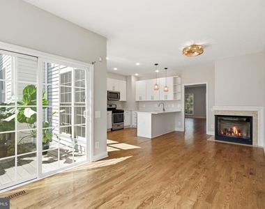 2524 Terra Cotta Circle - Photo Thumbnail 13