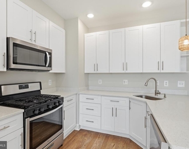 2524 Terra Cotta Circle - Photo Thumbnail 16