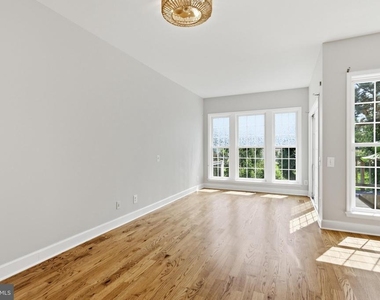 2524 Terra Cotta Circle - Photo Thumbnail 11