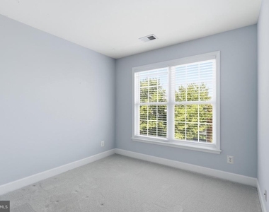 2524 Terra Cotta Circle - Photo Thumbnail 22